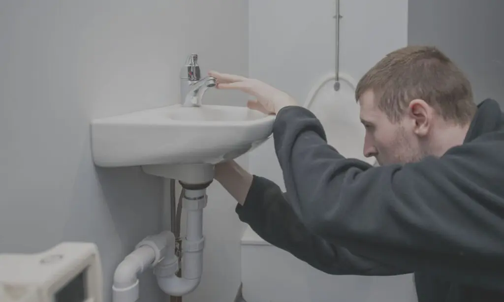 Emergency, commercial plumbing services in Sheffield